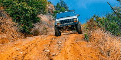 Beginner's Guide to Off-Roading: Tips and Tricks for New Enthusiasts