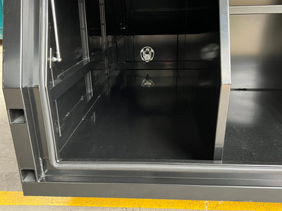 Premium Black 1800 Canopy + Compartment Premium Edition
