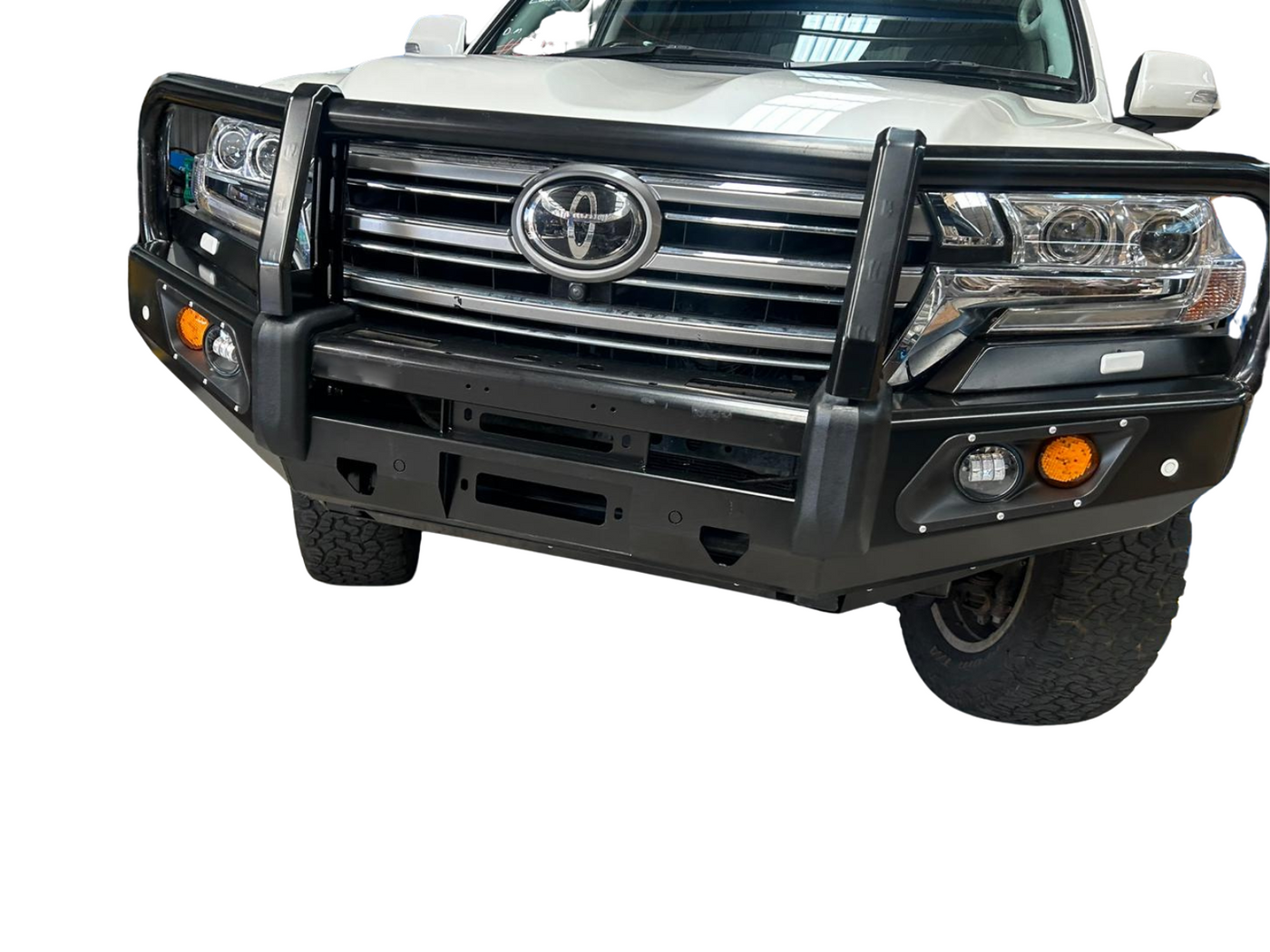 Competition Bullbar Suitable For Toyota Land Cruiser 200 Series 2016-2022 - OZI4X4 PTY LTD