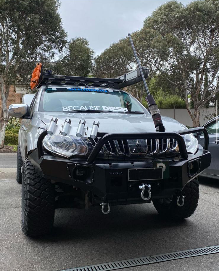 OZ Bar Bullbar Suits Mitsubishi Triton MQ 2015-2019 - OZI4X4 PTY LTD