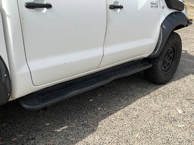 Side steps Suits For Toyota Hilux 2005-2011 (Urban Gen 2)