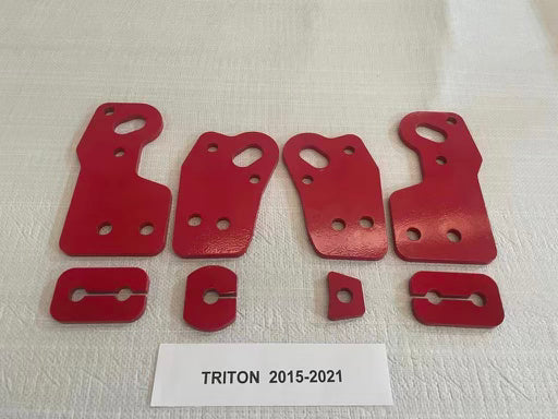 OZI4X4 Red Recovery Points Suits Mitsubishi Triton MQ,MR, Pajero 2015+ - OZI4X4 PTY LTD
